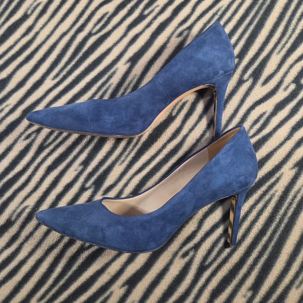 Tory Burch Gigi Navy Blue Suede Pointed Toe Pumps Gold Logo Heel 7M